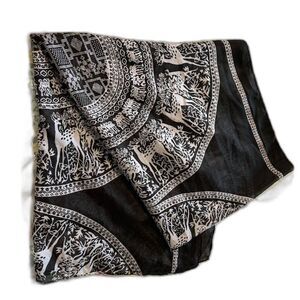 Black & White Nature Deer Medallion Business Casual Scarf/Wrap 29" x 63"